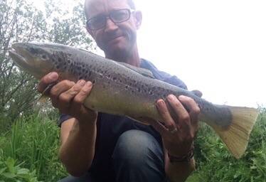 trout fishing old river lee lea