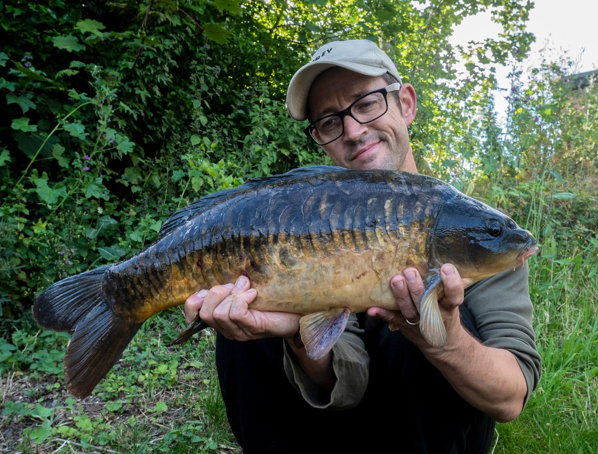 River carp fishing