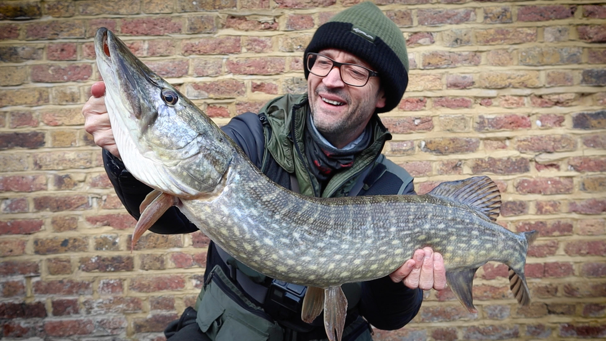 River Lea Pike