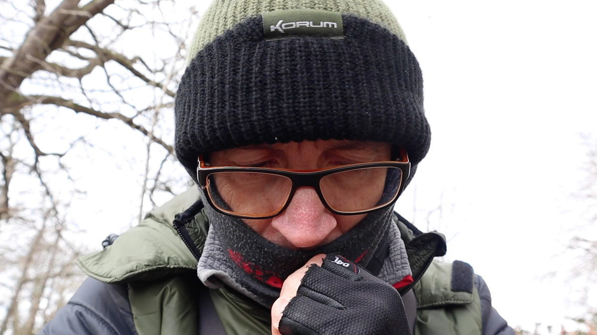 Fishing for perch in winter