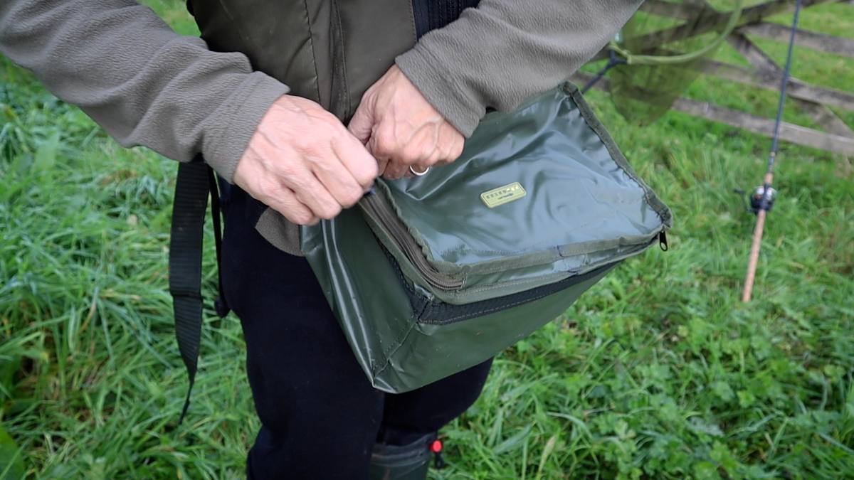 korum bait pouch